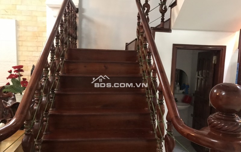 Cho thuê nhà nguyên căn đường Tố Hữu khu sầm uất kinh doanh